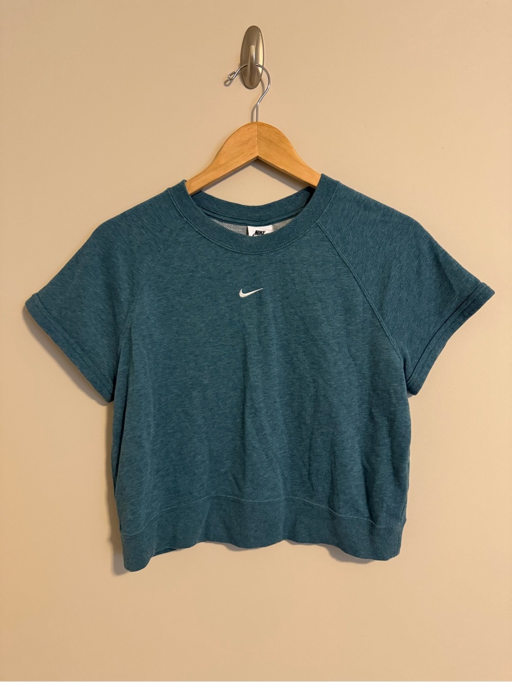 Nike Blue Slightly Cropped Short-Sleeve Crew Neck Tee